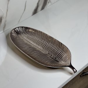Elegant Leaf Dish